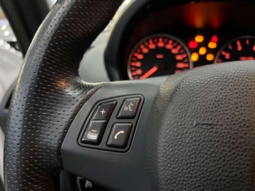 BMW Seria 1 F20-F21 2011 BMW Seria 1 2.0 benzyna M- PAKIET Bardzo ladny stan MOZLIWA ZAMIANA 2.0, zdjęcie 25