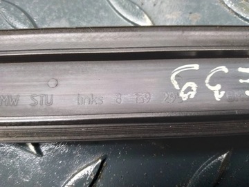 BMW 5 E39 PŘED FACELIFTEM LIŠTA DVEŘE VNĚJŠÍ STŘEDNÍ  LEVÝ PŘEDNÍ 8 159 295