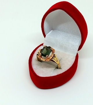 Złoty pierścionek z zielonym kamieniem PR.585 W:3,90gr R.18 InterSKLEP