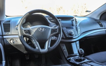 Hyundai i40 Kombi 1.7 CRDi HIGH 136KM 2013 Hyundai i40 2013 r. Bezwypadkowy 1.7 Diesel 136KM, zdjęcie 8