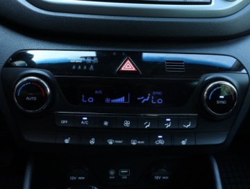 Hyundai Tucson III SUV 1.6 T-GDI 177KM 2017 Hyundai Tucson 1.6 T-GDI, Salon Polska, zdjęcie 20