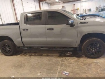 Chevrolet Silverado II 2024 Chevrolet Silverado 1500 Short Bed Lt Trail Boss 2024 5.3l 5.3 Benzyna, zdjęcie 6