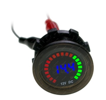 Автомобильный вольтметр + светодиодный индикатор