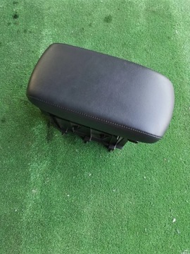 LOKETNÍ OPĚRKA TOYOTA OE 58823-42040