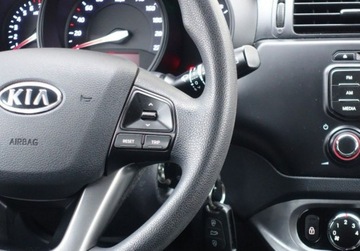 Kia Rio III Hatchback 3d 1.4 DOHC CVVT 109KM 2011 Kia Rio 1.4 Ben.110KM / Kamera Cofania/ I, zdjęcie 18