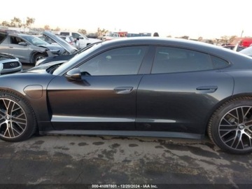 Porsche 2021 Porsche Taycan 2021 od ubezpieczalni Benzyna 530KM, zdjęcie 5