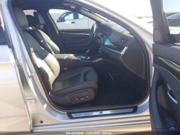 BMW Seria 5 F10-F11 2014 BMW Seria 5 BMW F10 550i, od ubezpieczalni 4.4 Benzyna 445KM, zdjęcie 9