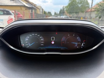 Peugeot 5008 II 2017 Peugeot 5008 LEDYKAMERA COFANIAKLIMATYZACJA7-MIO OSOBOWYGWARANCJA 1.6, zdjęcie 15