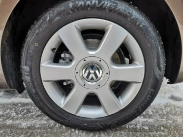 Volkswagen Touran II 1.6 TDI 105KM 2011 Volkswagen Touran 1.6 TDI 105KM Klimatronic, zdjęcie 26
