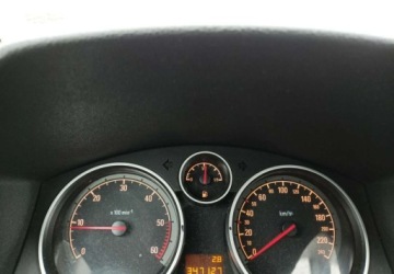 Opel Zafira B 1.9 CDTI ECOTEC 120KM 2007 Opel Zafira Opel Zafira 1.9 Diesel 120KM, zdjęcie 7