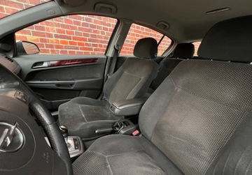 Opel Astra H Hatchback 5d 1.6 Twinport ECOTEC 105KM 2004 Opel Astra automat klima Alu Gwarancja w cenie Warszawa VWWL 1.6 Benzyna, zdjęcie 11