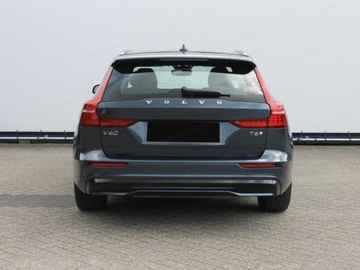 Volvo V60 II  2025 VOLVO V60 T6 AWD Plug-In Hybrid Plus Dark Combi (398 KM) 2025, zdjęcie 3