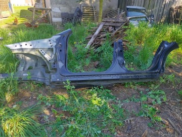 MERCEDES ML W164 ĆWIARTKA PRÓG LEWA STRONA