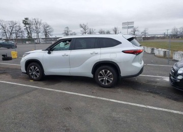 Toyota Highlander III 2024 Toyota Highlander 2024r., Xle, 2.4L, od ubezpieczalni 2.4 Benzyna 269KM, zdjęcie 3