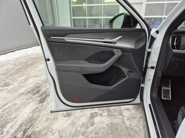 Skoda Kodiaq II SUV Plug-In 1.5 TSI Plug-In Hybrid 204KM 2026 Skoda Kodiaq Sportline 1.5 iV 204KM Auto z placu., zdjęcie 14
