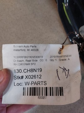 2019-25 RAM 1500 OEM DVEŘE ZADNÍ PRAVÁ (68292594AH)