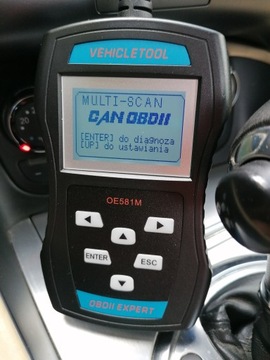НОВЫЙ тестер сканера OBD EOBD OE-581m черный PL USB