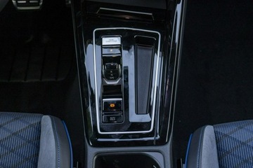 Volkswagen Golf VIII 2026 Volkswagen Golf R 2.0 TSI 4Motion 333 KM DSG, zdjęcie 27