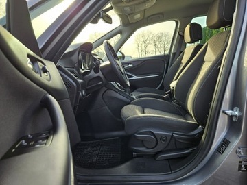Opel Zafira C Tourer Facelifting 1.4 Turbo 140KM 2018 Opel Zafira 1,4 benzyna 140KM 7 miejsc nawigacja, zdjęcie 4
