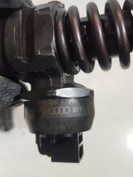 POMPOWTRYSKIWACZ 038130073BN VW AUDI SKODA 1.9 TDI 0414720313