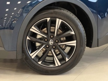 Toyota C-HR II 2025 Od ręki - Style 2.0 Hybrid AWD 180KM | Podgrzewane fotele!, zdjęcie 13