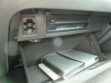 Volkswagen Passat B8 Variant 2.0 TDI BlueMotion SCR 150KM 2018 Volkswagen Passat NAWIGACJA PLHIGHLINE DSG-7PANORAMAASYSTENT PARKOWANIASKO, zdjęcie 24