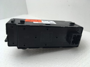 PŘEPÍNAČ PANEL ŘÍZENÍ 5LB941501 SKODA