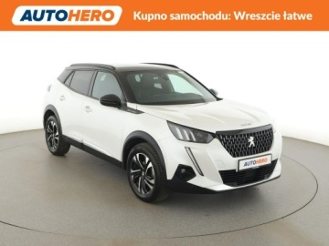 Peugeot 2008 I SUV Facelifting 1.2 PureTech 130KM 2019 Peugeot 2008 full LED półskóra virtual cocpit, zdjęcie 9