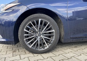 Lexus ES VII (XV70) Sedan Facelifting 300h 218KM 2024 Lexus ES 300h Business Edition 2024r. VAT 23 Lexus Mikolajczak Leszno, zdjęcie 17