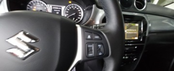 Suzuki Vitara III SUV 1.6 VVT 120KM 2015 Suzuki Vitara 1.6 benzyna 4x4 Kamera Ledy Bardzo ladny stan 1.6 Benzyna, zdjęcie 30