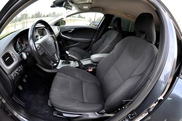 Volvo V40 II Hatchback 1.6 D2 115KM 2012 Volvo V40 1,6 HDi 115Km Ledy Digital Navi City, zdjęcie 5