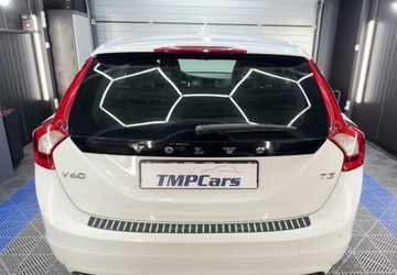 Volvo V60 I Kombi Facelifting 1.5 T3 DRIVE-E 152KM 2017 Volvo V60 Polski salon _ Pierwszy wlasciciel _ 1.5 Benzyna 152KM, zdjęcie 12