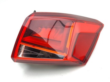 SEAT ARONA 2023 PRAVÁ STRANA SVĚTLO ZADNÍ