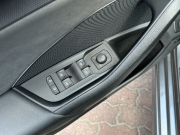 Skoda Octavia IV RS Kombi 2.0 TDI SCR 200KM 2023 Skoda Octavia RS 2.0 TDI 200KM Pakiet komfortowego, zdjęcie 29