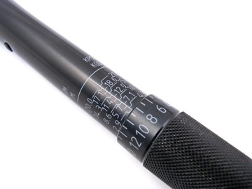 Динамометрический ключ для колес 1/2