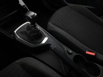 Peugeot 2008 II SUV 1.5 BlueHDi 110KM 2021 Peugeot 2008 PDC tempomat LED, zdjęcie 28