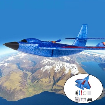 Светодиодная модель самолета на дистанционном управлении.