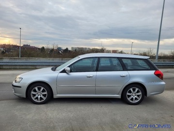 Subaru Legacy IV Kombi 2.5i 165KM 2004 Subaru Legacy 2.5i Automatik Bezwypadkowy 2.5 Benzyna 165KM, zdjęcie 2