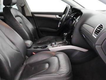 Audi A4 B8 2013 Audi A4 2.0 TDI, Automat, Skóra, Navi, Xenon, zdjęcie 8