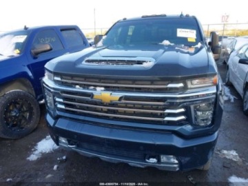 Chevrolet Silverado II 2020 Chevrolet Silverado 2020r., 4x4, 6.6L 6.6 Diesel 445KM, zdjęcie 6