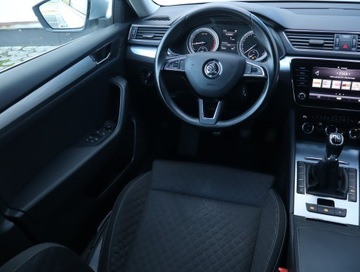 Skoda Superb III Liftback Facelifting 1.5 TSI 150KM 2019 Skoda Superb 1.5 TSI, Salon Polska, Klima, zdjęcie 6