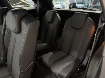 Peugeot 5008 II Crossover Facelifting 1.5 BlueHDi 130KM 2023 Peugeot 5008 Allure Pack / 7 osobowy / CarPlay/And, zdjęcie 11