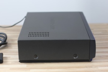 Видеомагнитофон Sharp VC-239, пульт дистанционного управления