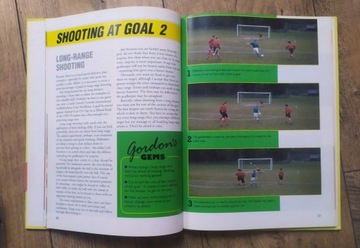 Пошаговые футбольные навыки Гордона Страчана