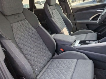 Audi Q5 II SUV Facelifting 2.0 40 TDI 204KM 2025 AUDI Q5 TDI quattro Suv 2.0 204KM 2025, zdjęcie 3