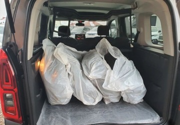 Citroen Berlingo III Osobowy M 1.5 BlueHDi 131KM 2019 Citroen Berlingo WEBASTO Bezwypadkowy Serwis GetHelp 1.5 Diesel, zdjęcie 20