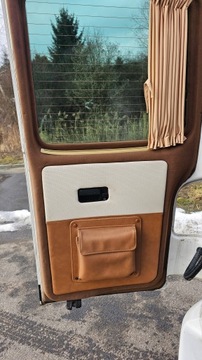 Volkswagen Caravelle T5 Caravelle Facelifting długi rozstaw osi 2.0 TDI 140KM 2011 Vw t5.1 2,0tdi 140KM DSG long Skóry Alkantary Gwint Alu 20&quot; audio JEDYNY!!!, zdjęcie 8