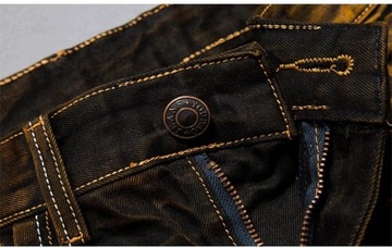 Męskie podarte dżinsy w stylu vintage