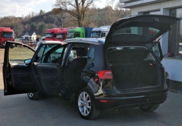 Volkswagen Golf Sportsvan Sportsvan 1.6 TDI BlueMotion 110KM 2015 Volkswagen Golf Sportsvan 1,6 TDI 110KM Navi Hak 1.6 Diesel 110KM, zdjęcie 14