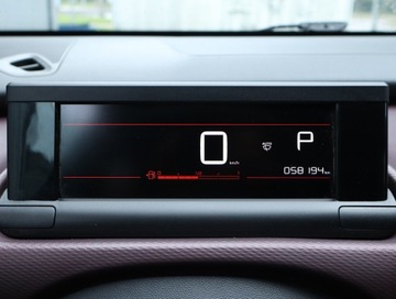 Citroen C4 Cactus Crossover Facelifting 1.2 PureTech 110KM 2018 Citroen C4 Cactus 1.2 PureTech, Salon Polska, zdjęcie 10